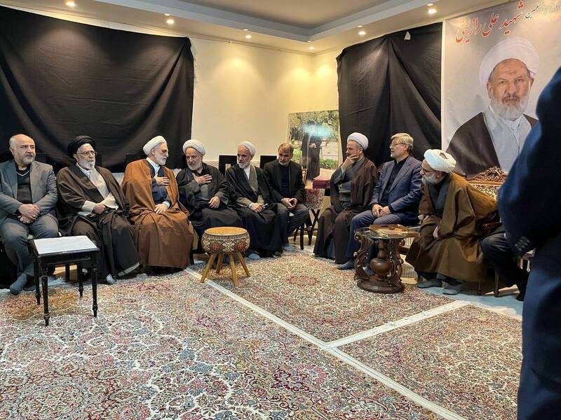 حضور رئیس قوه قضائیه در منازل شهیدان حججالاسلام رازینی و مقیسه/حجتالاسلام والمسلمین محسنی اژهای: این شهادتها سند افتخار دستگاه قضائی هستند