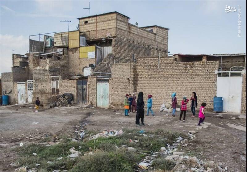 متنی برای یک حاشیه/ سکونتگاههای غیررسمی: از مشکلات تا راهحلهای ناکام