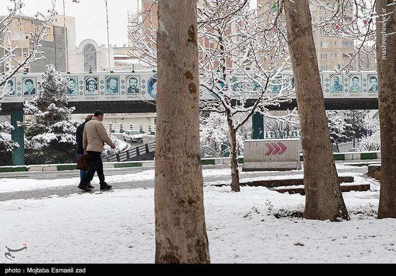 عکس / بارش برف در ارومیه 27