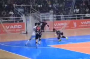 فیلم / اقدام تحسینبرانگیز در فوتسال باشگاهی ایران