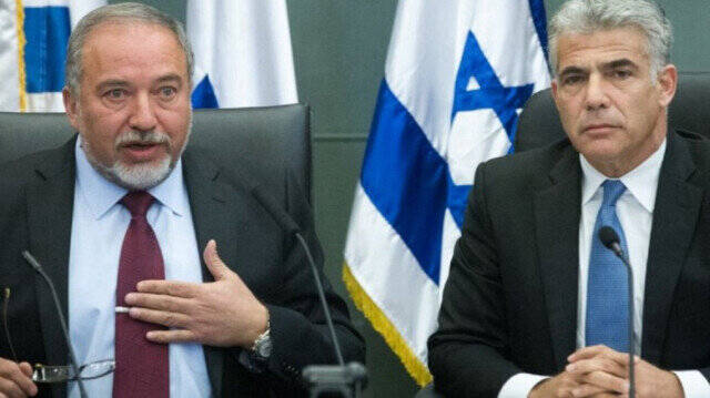 رژیم صهیونیستی در باتلاق بحران: فشارهای خارجی و فروپاشی داخلی/ آخرین ترفند نتانیاهو: ایجاد بحران جدید برای فرار از بحران فعلی