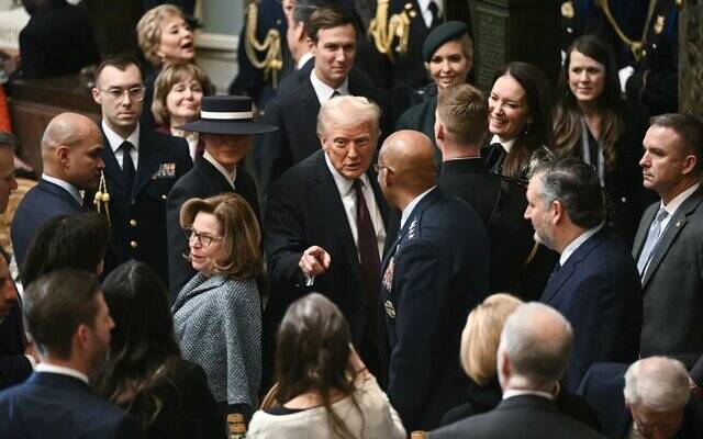 سیانان ادعاهای ترامپ در روز تحلیفش را راستیآزمایی کرد