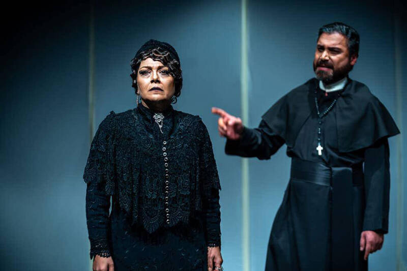 «جن زدگان» به تئاتر شهرزاد میآیند