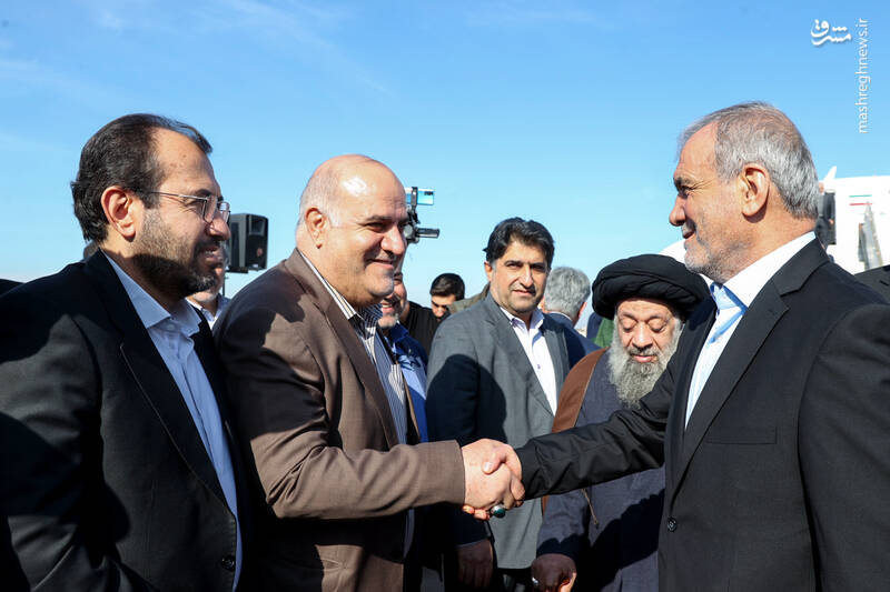 پزشکیان وارد استان خوزستان شد/ آغاز دیدار مردمی رئیسجمهوری در اهواز+ عکس