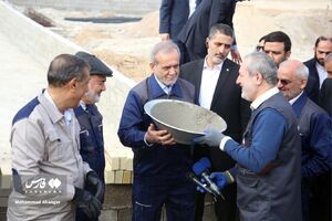 "بلاگری یا کارگری"؛ انتخاب دولت و مجلس چیست؟ / روایت بهزاد نبوی از علت حمله به قالیباف و اژهای