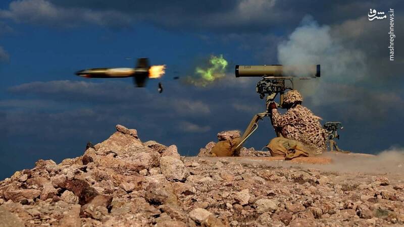 دفاع از جزایر سه گانه با ترکیب موشکهای ضد زره و هوش مصنوعی/ تمرین پدافندی نیروی دریایی سپاه با نواب و کوثر۲۲۲  +فیلم و تصاویر