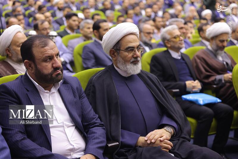 عکس/ همایش دادستانهای عمومی و انقلاب نظامی و ویژه روحانیت سراسر کشور عکس/ همایش دادستانهای عمومی و انقلاب نظامی و ویژه روحانیت سراسر کشور