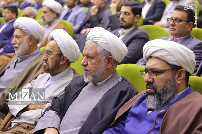 عکس/ همایش دادستانهای عمومی و انقلاب نظامی و ویژه روحانیت سراسر کشور عکس/ همایش دادستانهای عمومی و انقلاب نظامی و ویژه روحانیت سراسر کشور