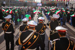 عکس/ طنین زنگ چهل و ششمین سال انقلاب در مدارس فارس