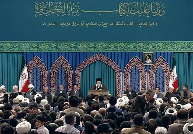 شرط حل مشکلات و پیشرفت، اعتماد به خدا و ورود به میدان/ آمریکا دروغگو، فریبکار، استعمارگر و متجاوز است/  پیروزی غزه کوچک بر رژیم صهیونیستی و آمریکا، محالی که با اذن خدا محقق شد