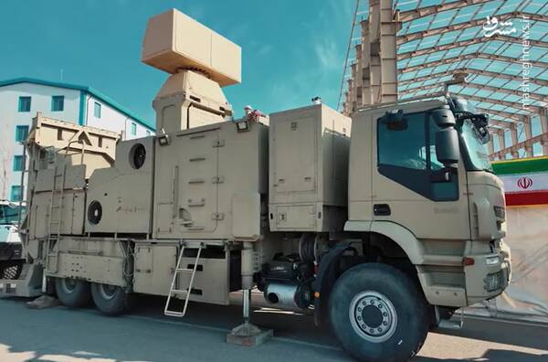 پزشکیان امروز از کدام سامانههای پدافندی بازدید کرد+ عکس