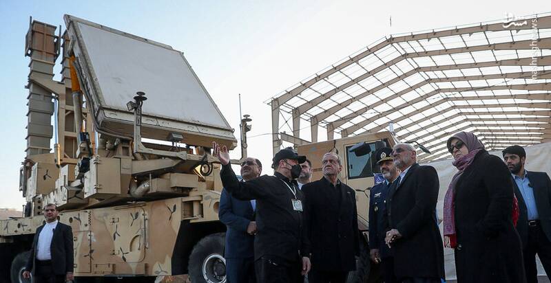 پزشکیان امروز از کدام سامانههای پدافندی بازدید کرد+ عکس