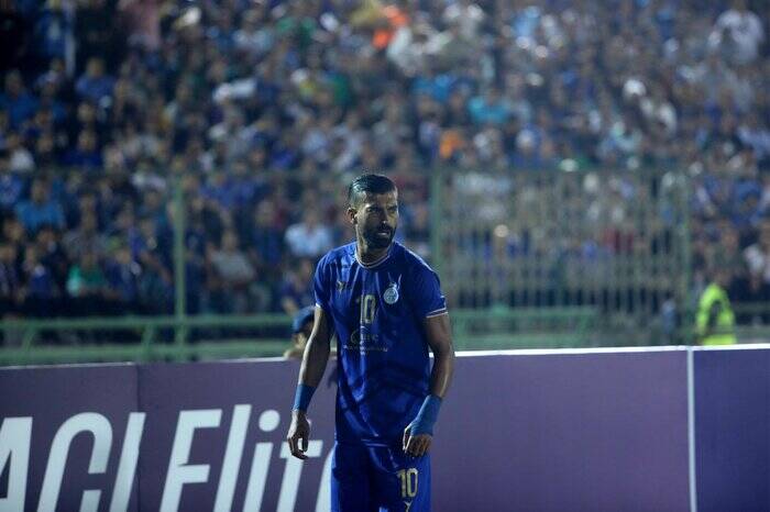 سقوط آزاد استقلال با وصلههای ناجور