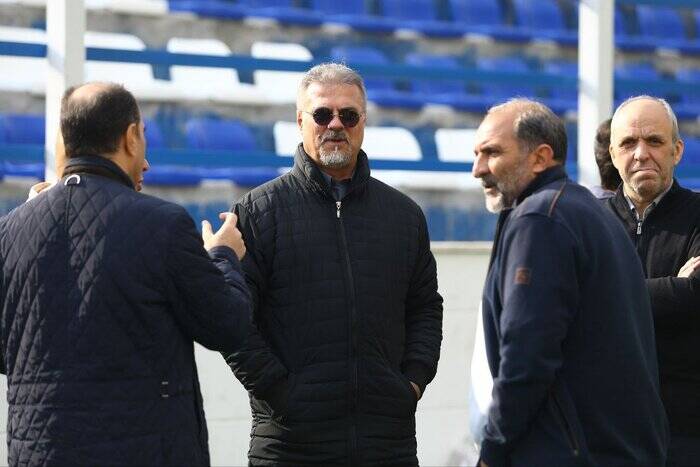 سقوط آزاد استقلال با وصلههای ناجور