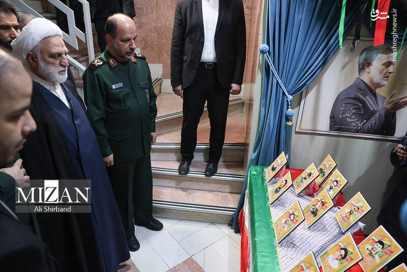 عکس/ بازدید اژهای از نمایشگاه روایت پیشرفت الگوی دانشگاه تراز اسلامی عکس/ بازدید اژهای از نمایشگاه روایت پیشرفت الگوی دانشگاه تراز اسلامی