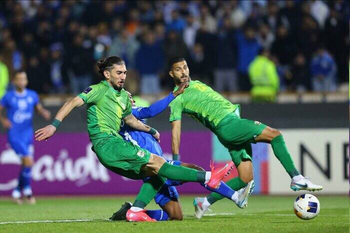 انتقاد از بختیاریزاده منصفانه نیست/ استقلال مربی کارنامهداری میخواهد