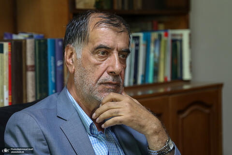 چرا آمریکا به ما حمله نمیکند؟ باهنر پاسخ میدهد/ تفاوتهای اقتصادی نظام اسلامی با رژیم پهلوی