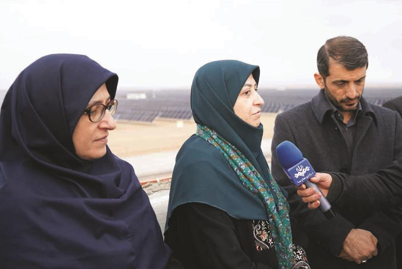 نیروگاه خورشیدی فولاد مبارکه پاسخی به رفع ناترازی انرژی و سیاستهای بالادستی در قانون برنامه هفتم توسعه است