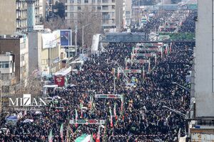 تصویری خاص از راهپیمایی ۲۲ بهمن