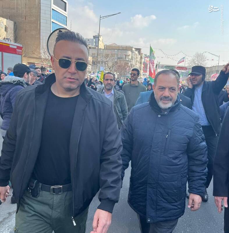 حضور شخصیتها در راهپیمایی ۲۲ بهمن در تهران