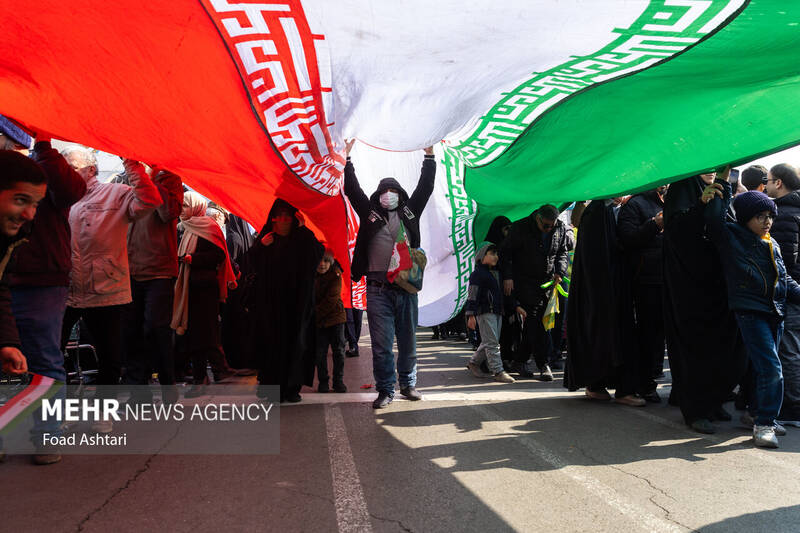 آزادي،عكس،راهپيمايي،انقلاب،ميدان،پرچم،پير،برج،جشن،حرم،بهمن،ا ...