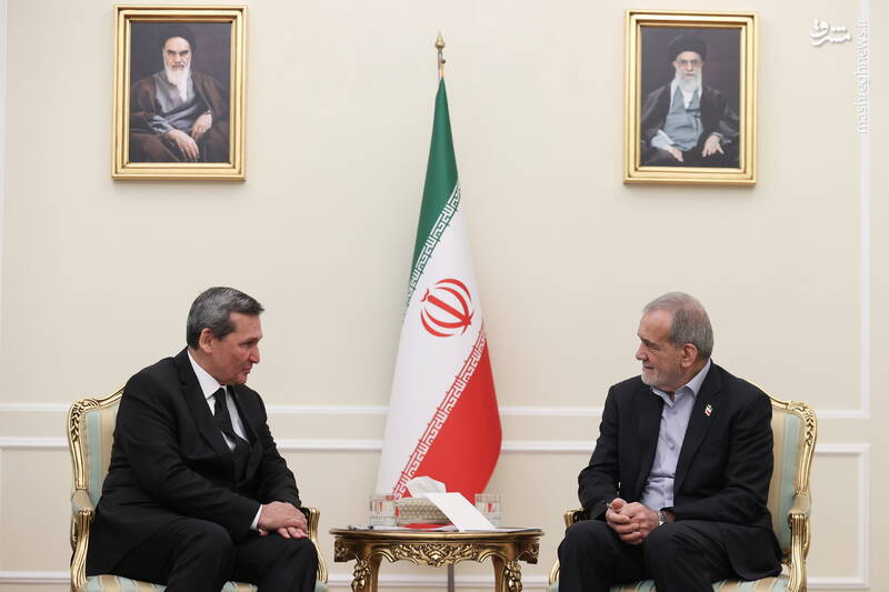 عکس/ دیدار وزیر خارجه ترکمنستان با رئیس جمهور