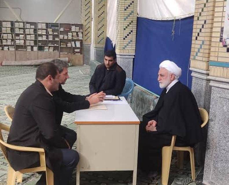 دیدار چهرهبهچهره رئیس قوه قضاییه با مردم و رسیدگی به پروندههای قضایی آنها+ عکس و فیلم