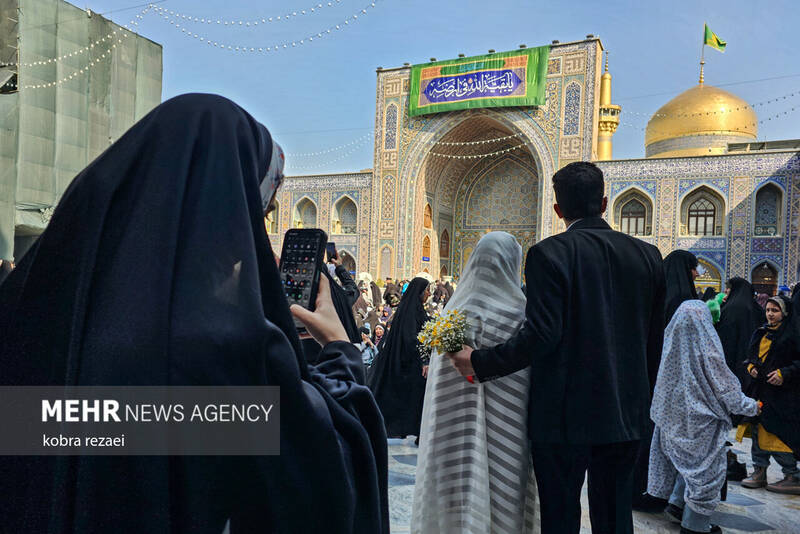 عکس/ حال و هوای حرم مطهر امام رضا(ع) در روز نیمه شعبان