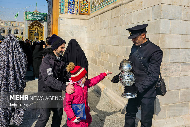 عکس/ حال و هوای حرم مطهر امام رضا(ع) در روز نیمه شعبان