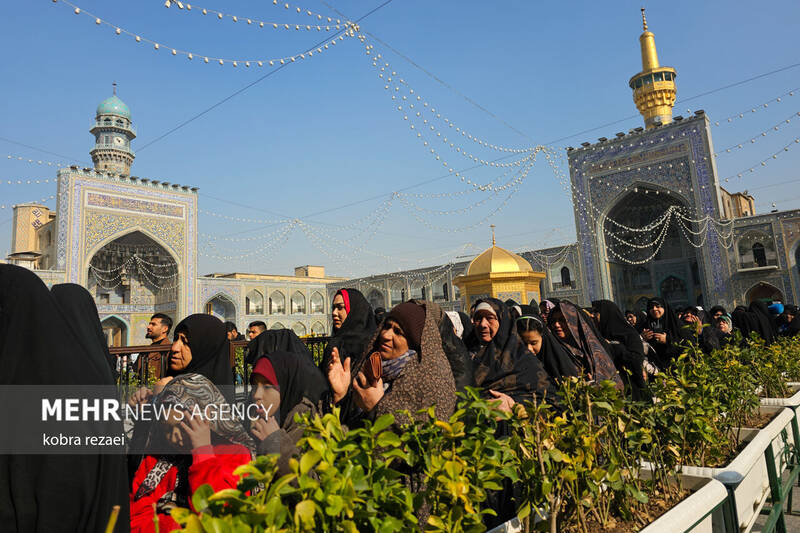 عکس/ حال و هوای حرم مطهر امام رضا(ع) در روز نیمه شعبان