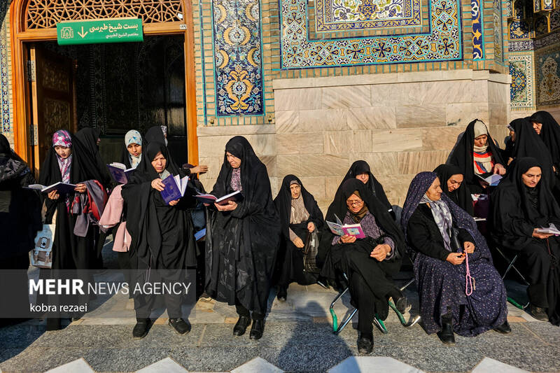 عکس/ حال و هوای حرم مطهر امام رضا(ع) در روز نیمه شعبان