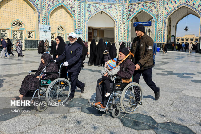 عکس/ حال و هوای حرم مطهر امام رضا(ع) در روز نیمه شعبان