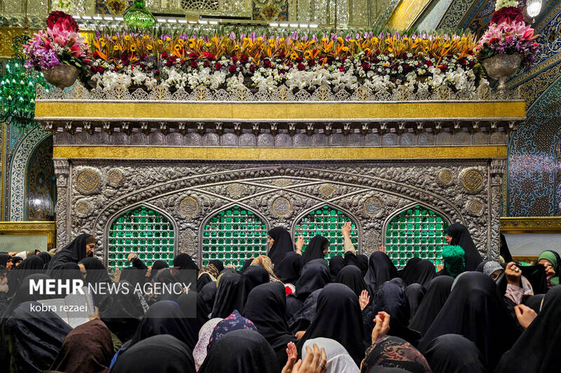عکس/ حال و هوای حرم مطهر امام رضا(ع) در روز نیمه شعبان