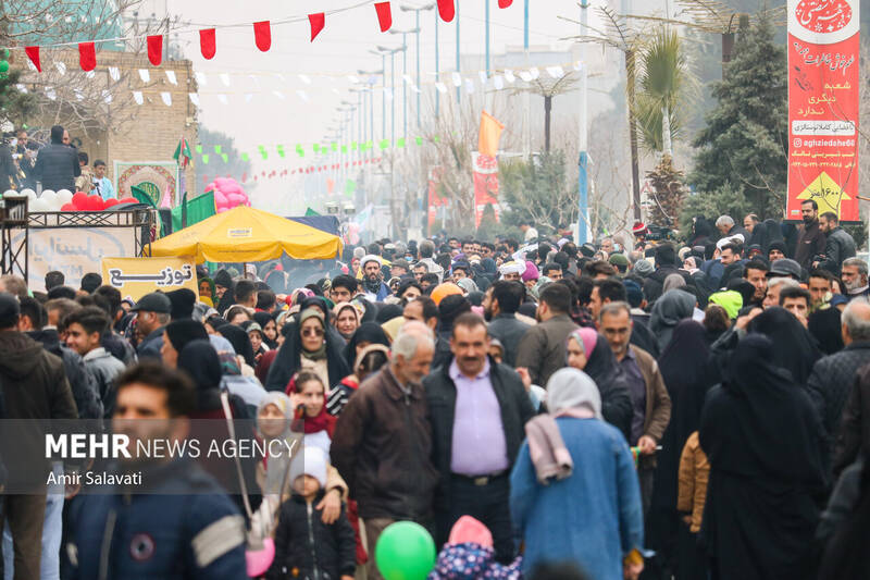 شادپیمایی نیمه شعبان در سمنان