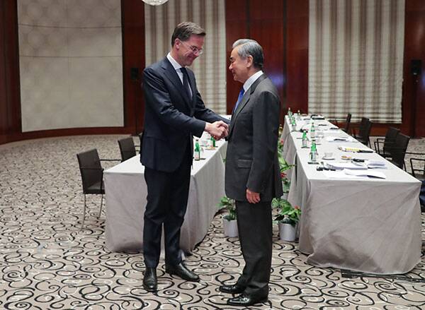 چین: چندقطبی شدن جهان اجتناب ناپذیر است