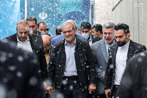 تدبیر مدیران ارشد چپ و راست برای کمک به پزشکیان/ ذخیرهای که تا ۲۰۰ سال به ایران کمک میکند