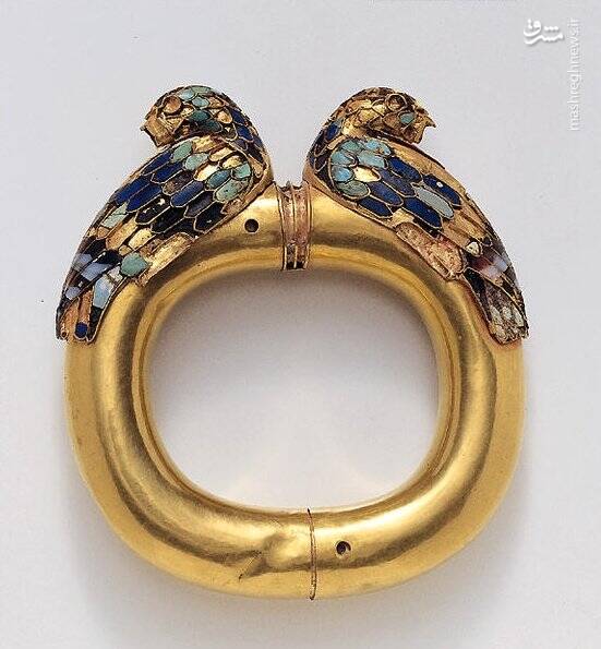 تصاویری از دستبند هخامنشی با اردکهای نشسته