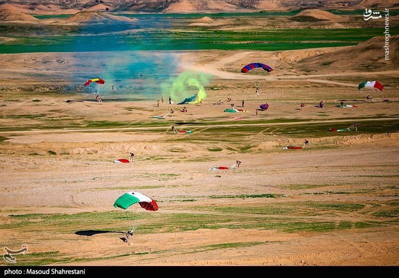 غُرش موشکهاو پهپادها در رزمایش پیامبر اعظم(ص)/ خط ونشان سپاه برای دشمن