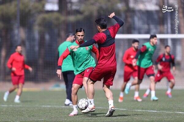 صحفه اخبار فوری - بازگشت دو بازیکن مصدوم به تمرینات گروهی پرسپولیس