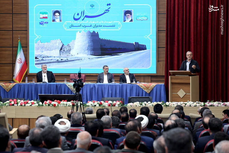 باید فرصتهای داخلی و تهدیدهای خارجی را بشناسیم تا نقاط قوت را تقویت کنیم/ این ما هستیم که تصمیم میگیریم که آینده را چگونه شکل بدهیم