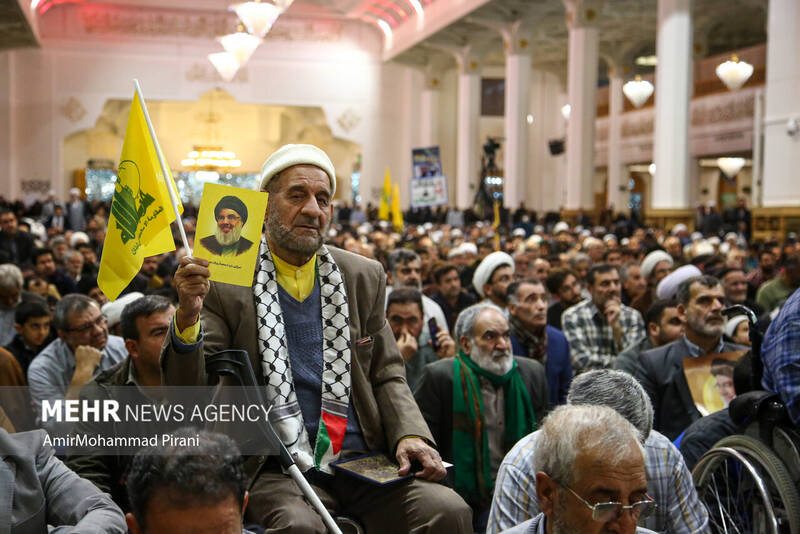 بزرگداشت رهبران شهید مقاومت در حرم حضرت معصومه (س)