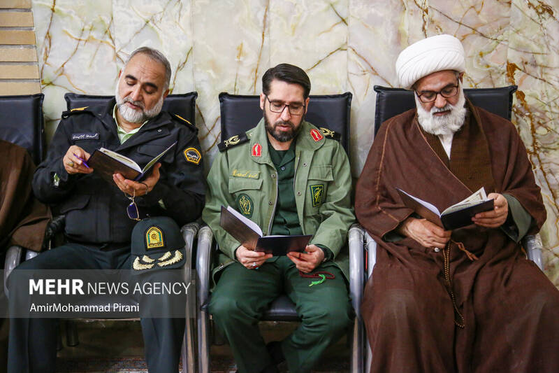 بزرگداشت رهبران شهید مقاومت در حرم حضرت معصومه (س)