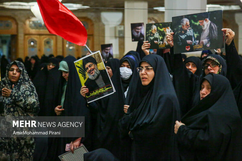 بزرگداشت رهبران شهید مقاومت در حرم حضرت معصومه (س)