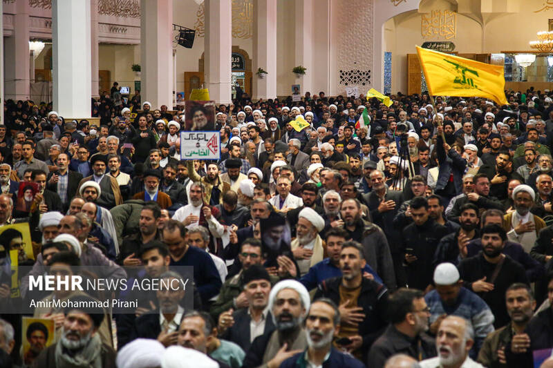 بزرگداشت رهبران شهید مقاومت در حرم حضرت معصومه (س)