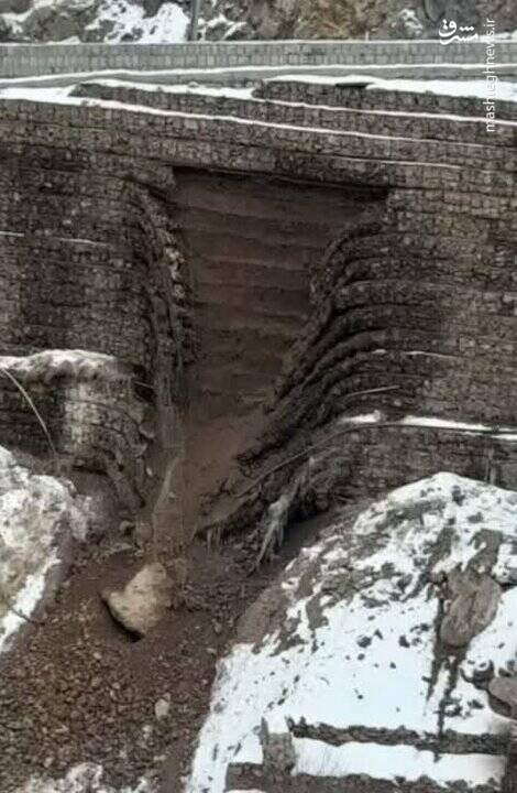 ریزش مجدد جاده هراز در آبعلی +عکس