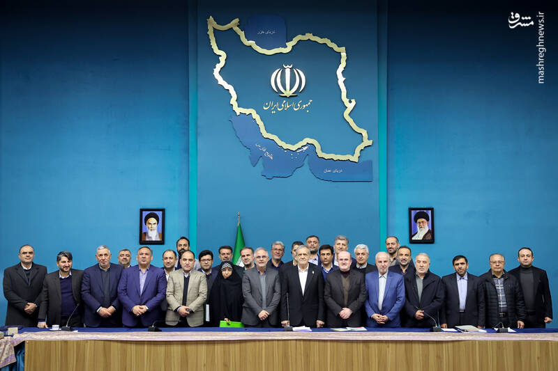 عکس/ دیدار نمایندگان استانهای ساحلی خزر با پزشکیان