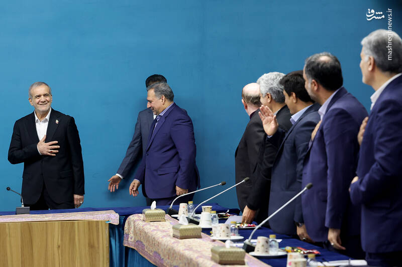 عکس/ دیدار نمایندگان استانهای ساحلی خزر با پزشکیان