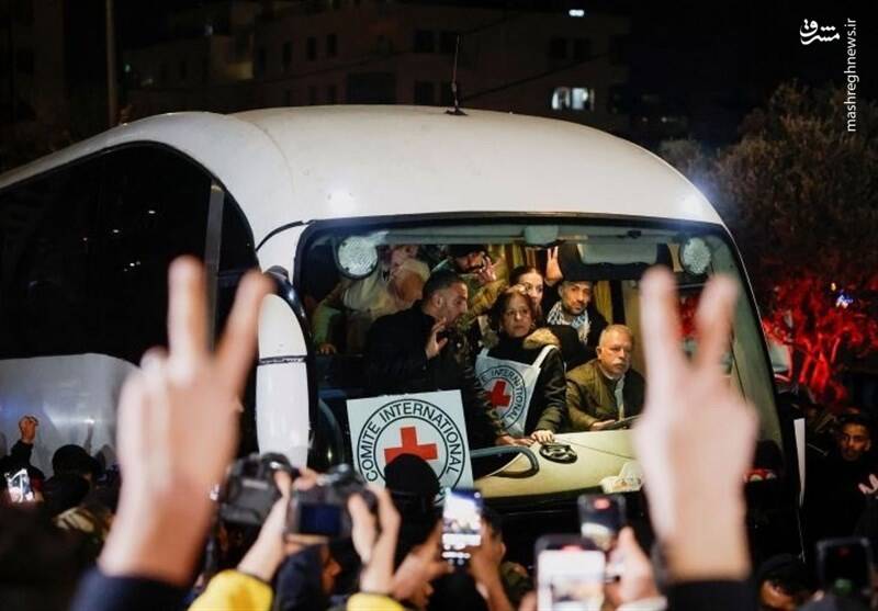 حماس اجساد ۴ اسیر صهیونیست را به صلیب سرخ تحویل داد