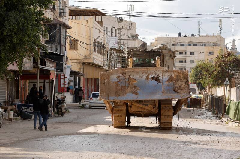 ادامه درگیریها بین رزمندگان مقاومت و رژیم صهیونیستی در کرانه باختری/ هشدار تحلیلگر اسرائیلی: تداوم سیاست فعلی میتواند منجر به زدن جرقه انتفاضه سوم شود/ تخریب بیش از صدها خانه در کرانه باختری و آوارگی هزاران فلسطینی