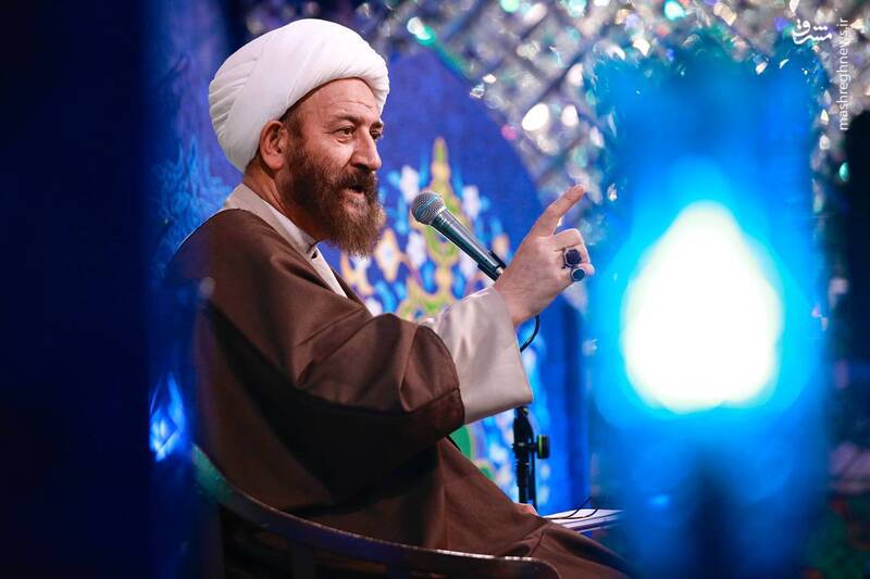 عکس/ نخستین شب از ماه رمضان در امامزاده صالح(ع)